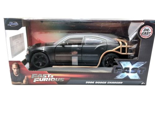 Dom's Dodge Charger SRT8 (2006) - Fast & Furious - Rýchlo a zbesilo -  Jada Toys - 1:24