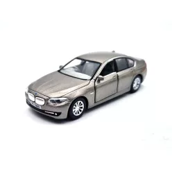 BMW F10 - zlaté -  Tiny Toys - 1:64