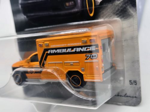 Matchbox 70 years Special Edition - 5/5 - RAM Ambulance (2019) -  Matchbox - 1:64