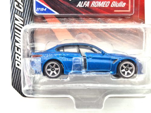 Alfa Romeo Giulia (2015) -  Majorette - 1:64