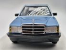 Mercedes Benz 190E (1984) - modrá -  Bburago - 1:24