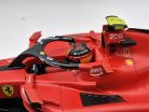 Ferrari SF-23 Team Scuderia F1 #55 (2023) - Carlos Sainz - s postavičkou pilota -  Bburago - 1:18