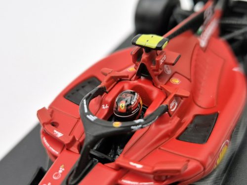 Ferrari SF-23 Team Scuderia F1 #55 (2023) - Carlos Sainz - s postavičkou pilota -  Bburago - 1:43