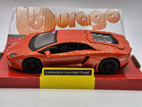 Lamborghini Aventador coupé  -  Bburago - 1:32