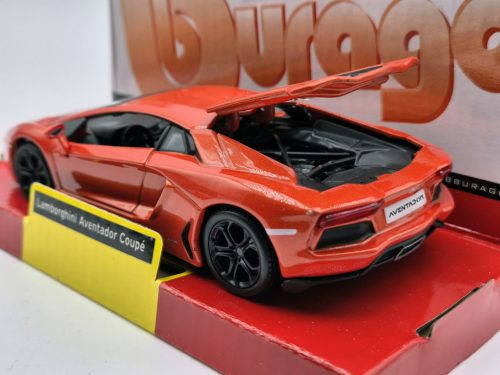 Lamborghini Aventador coupé  -  Bburago - 1:32