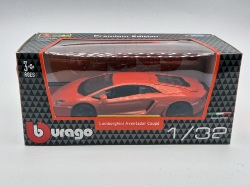 Lamborghini Aventador coupé  -  Bburago - 1:32