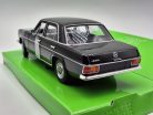 Mecedes Benz 220D W115 (1968) -  Welly - 1:24