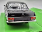 Mecedes Benz 220D W115 (1968) -  Welly - 1:24