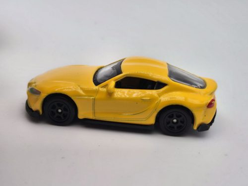 Toyota Supra - žltá -  Welly - 1:64