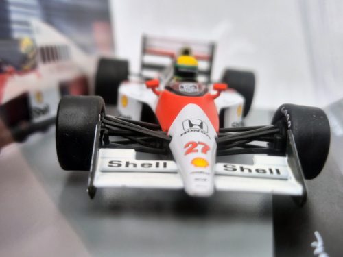 McLaren MP4/5B F1 #27 (1990) - British GP - Ayrton Senna - s postavičkou pilota -  Edicola - 1:43
