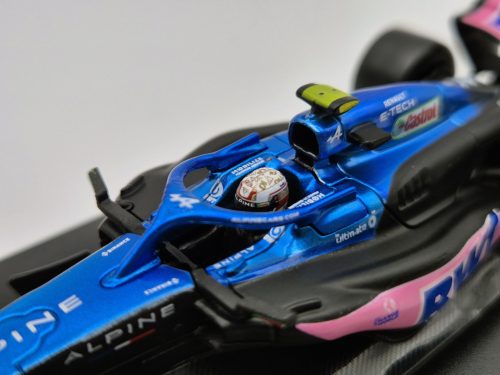 Renault Alpine A523 BWT Racing F1 #10 (2023) - Pierre Gasly - s postavičkou pilota - Bburago - 1:43