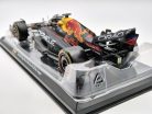 Red Bull RB18 Team Oracle F1 #1 (2022) - Max Verstappen - s postavičkou pilota -  Bburago - 1:24