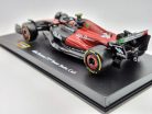 Alfa Romeo C43 Team Stake F1 #24 (2023) - Guanyu Zhou - s postavičkou pilota -  Bburago - 1:43