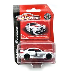   Alfa Romeo Giulia Quadrofoglio Racing (2016) -  Majorette - 1:64