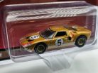 Ford GT40 #5 (1966) - zlaté -  Auto World - 1:64