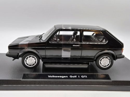 Volkswagen VW Golf Gti - čierna -  Welly - 1:18