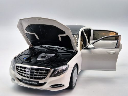 Mercedes - Benz Maybach S-Class S600 SWB - 2015 - AUTOart - 1:18