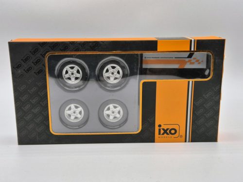 Koleso Lada VFTS – sada kolies – kolesá -  Ixo - 1:18