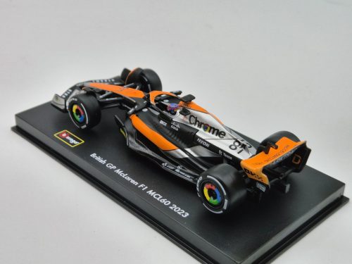 McLaren MCL60 F1 #81 (2023) - British GP 4th - Oscar Piastri - s postavičkou pilota -  BBurago - 1:43