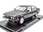 BMW E32 730i (1992) - MCG - 1:18 1/18 model auta