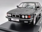 BMW E32 730i (1992) - MCG - 1:18 1/18 model auta