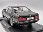 BMW E32 730i (1992) - MCG - 1:18 1/18 model auta