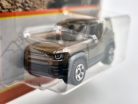 Land Rover Defender 90 (2020) - 2023 81/100 - blistery -  Matchbox - 1:64