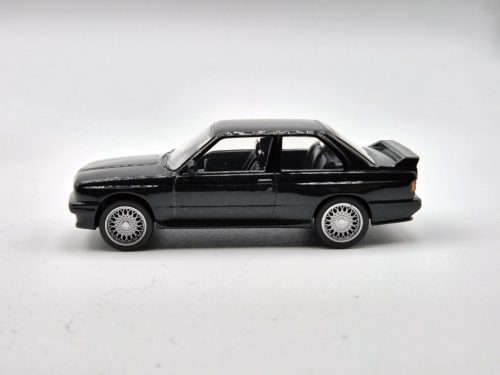 BMW E30 M3 (1986)  -  Norev - 1:43