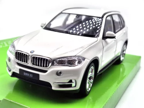 BMW X5 (2015) - biela -  Welly - 1:24