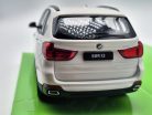 BMW X5 (2015) - biela -  Welly - 1:24