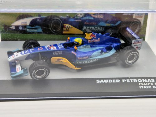 Sauber C23 #12 (2004) - Felipe Massa -  Edicola - 1:43 - s postavičkou pilota