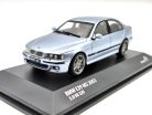 BMW E39 M5 5.0 V8 2003  - svetlomodré - Solido  model auta 1:43