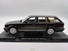 BMW E34 540i Touring -  MCG - 1:18 1/18 model auta