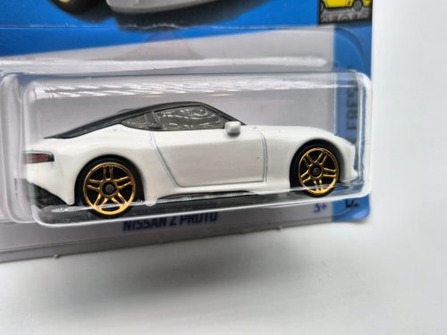 Hot Wheels Nissan Z Proto - Factory Fresh 9/10 - 183/250 - s dlhou kartou