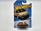 Hot Wheels Toyota Van (1986) - HW J-Imports 6/10 - 95/250 - s dlhou kartou