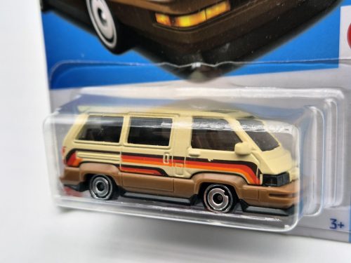 Hot Wheels Toyota Van (1986) - HW J-Imports 6/10 - 95/250 - s dlhou kartou