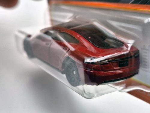 Tesla Model S - 89/100 - blistery -  Matchbox - 1:64