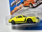 Ford Mustang Boss 302 (2013) - žltá/čierna -  Maisto - 1:64