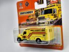 International Workstar Ambulance - 38/100 - blistery -  Matchbox - 1:64