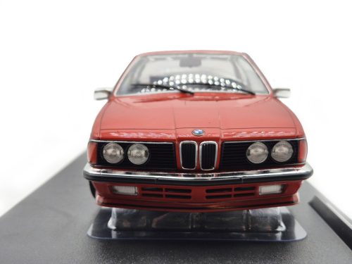 BMW E24 635 CSi coupe (1984) 1:18 1/18 Solido model auta
