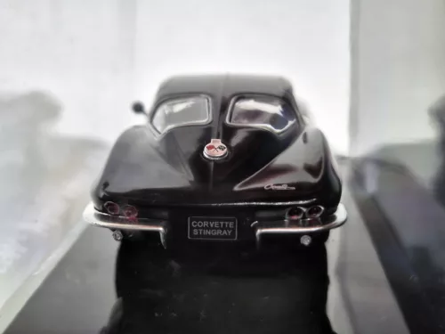 Chevrolet Corvette Stingray (1963) - čierna