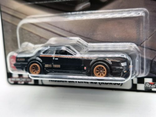 Hot Wheels Premium - Boulevard - Nissan Skyline RS (KDR30) -  Hot Wheels - 1:64
