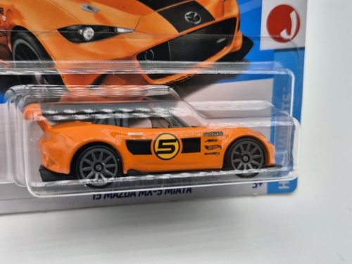 Hot Wheels Mazda MX-5 Miata (2015) - HW-J Imports 3/10 - 69/250 -  Hot Wheels - 1:64