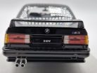 BMW E30 M3 (1988) - čierna - Bburago - 1:24