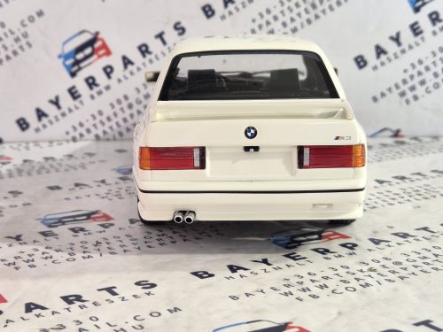 BMW E30 M3 (1987) -  Minichamps - 1:18
