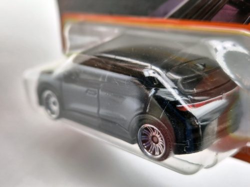 Renault Megane (2022) - 2024 82/100 - s dlhou kartou -  Matchbox - 1:64