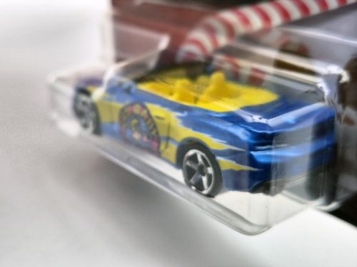 Matchbox Candy - Chevrolet Chevy Camaro Convertible (2016) - 5/6 - s dlhou kartou -  Matchbox - 1:64