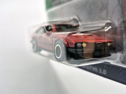 Hot Wheels Premium - Car Culture - World Tour - Alfa Romeo GTV6 3.0 -  Hot Wheels - 1:64