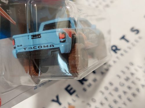 Hot Wheels Toyota Tacoma (2020)  - HW Dirt - 198/250 -  Hot Wheels - 1:64