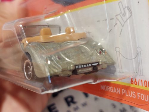 Morgan Plus Four - 66/100 - blistery -  Matchbox - 1:64